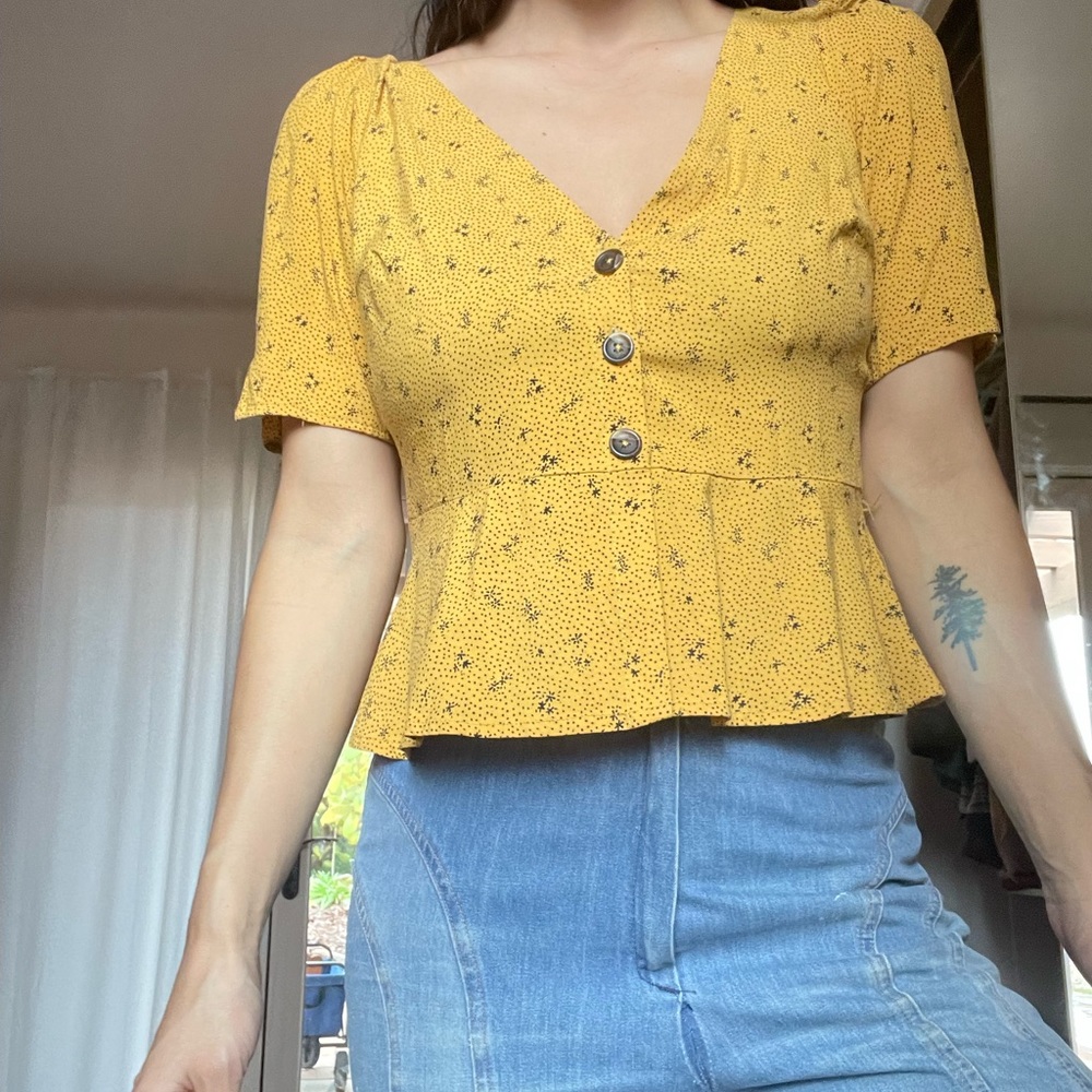 Urban Outfitters Blouse - so flattering!